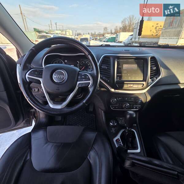Позашляховик / Кросовер Jeep Cherokee 2014 в Чернігові