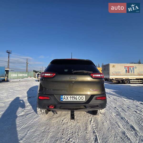 Позашляховик / Кросовер Jeep Cherokee 2014 в Чернігові