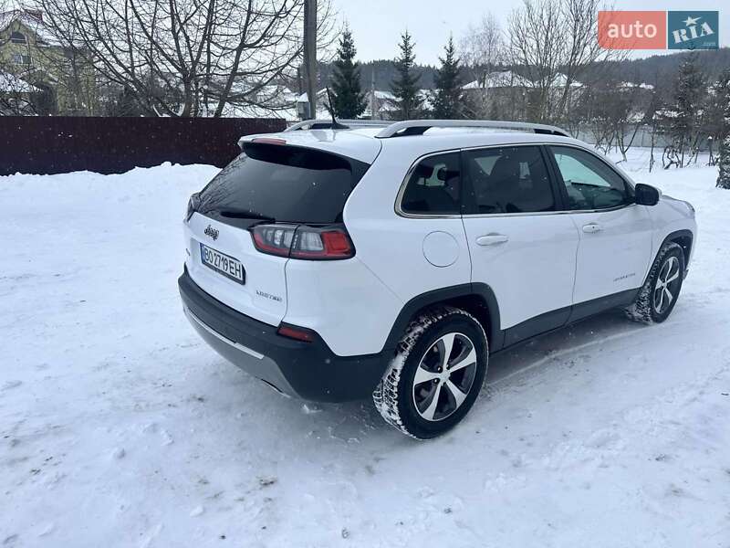 Внедорожник / Кроссовер Jeep Cherokee 2019 в Бучаче фото 5 Внедорожник / Кроссовер Jeep Cherokee 2019 в Бучаче