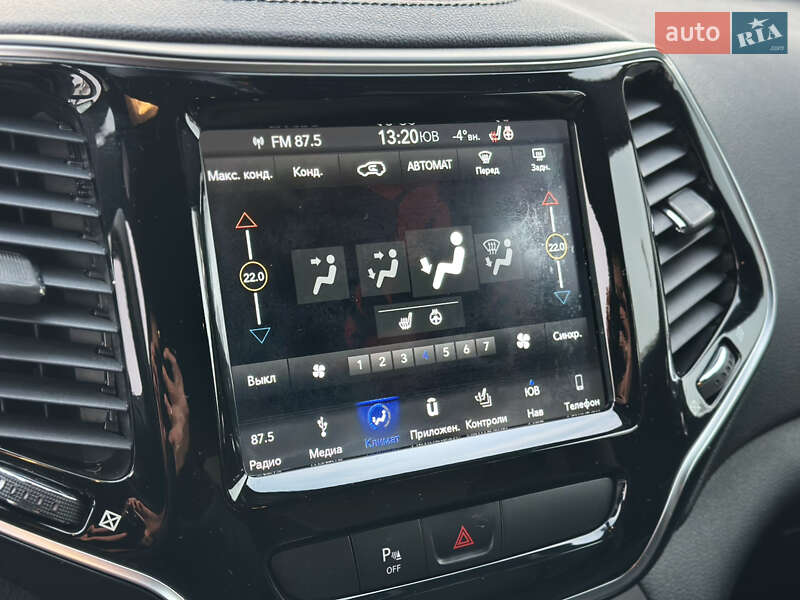 Внедорожник / Кроссовер Jeep Cherokee 2018 в Харькове