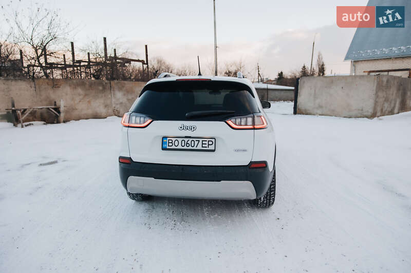 Внедорожник / Кроссовер Jeep Cherokee 2018 в Бучаче