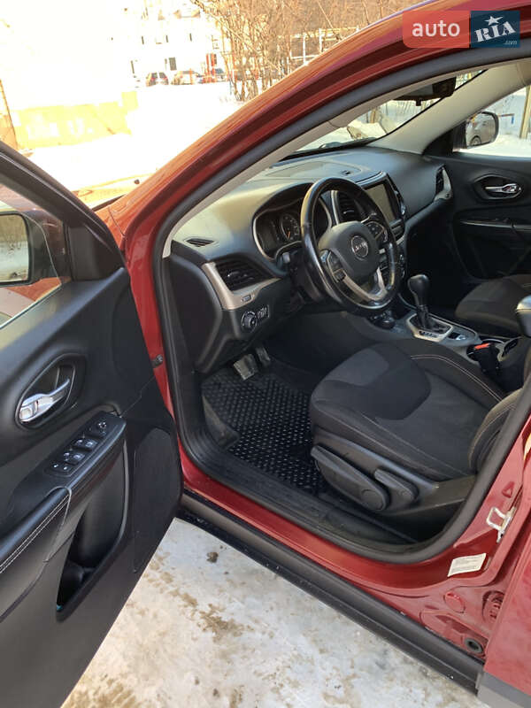 Внедорожник / Кроссовер Jeep Cherokee 2014 в Киеве фото 7 Внедорожник / Кроссовер Jeep Cherokee 2014 в Киеве