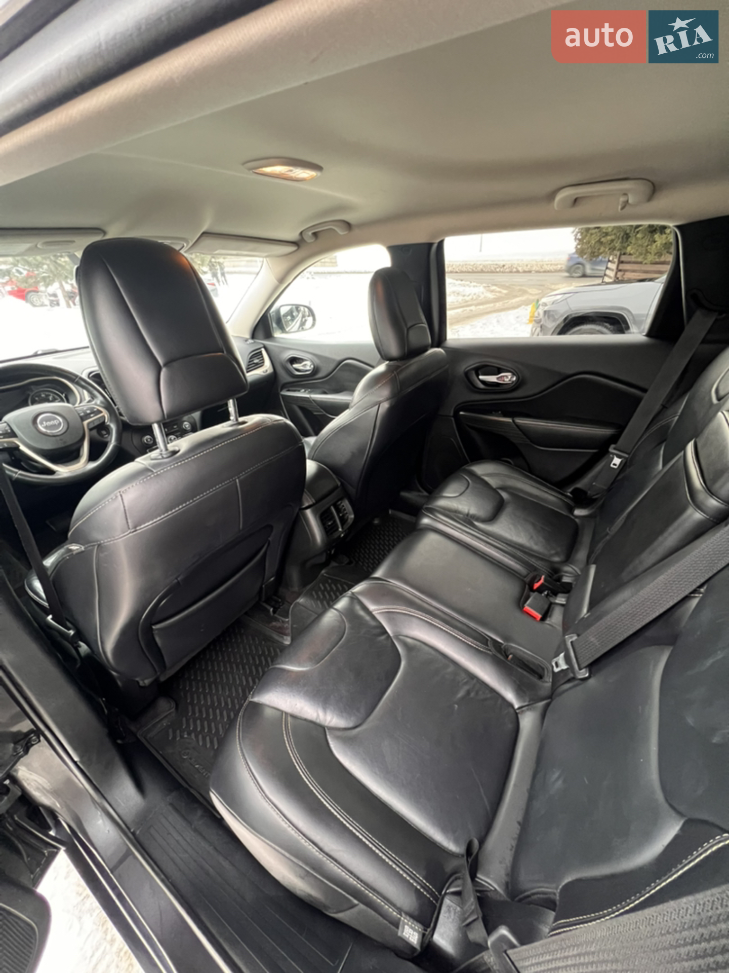 2016 Jeep Cherokee - мініатюра 10