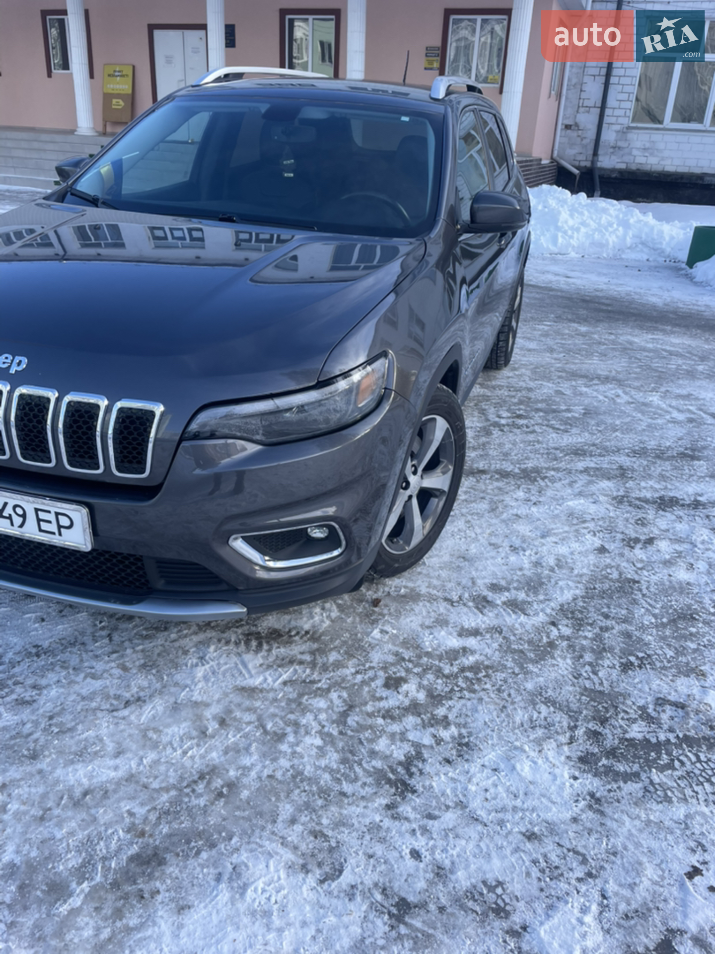 2019 Jeep Cherokee - фото 1