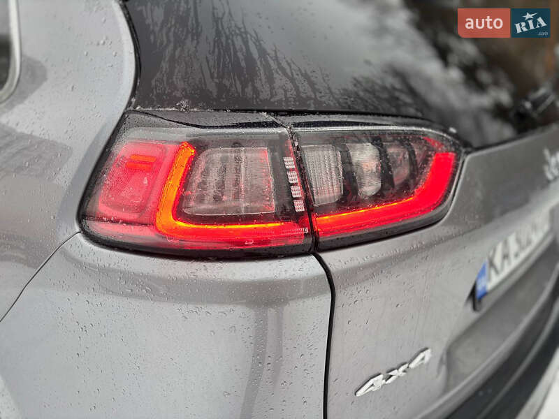 Внедорожник / Кроссовер Jeep Cherokee 2018 в Виннице