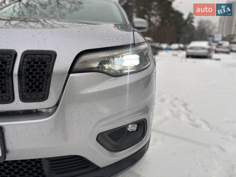 Внедорожник / Кроссовер Jeep Cherokee 2018 в Виннице