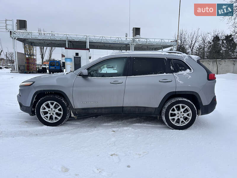 Внедорожник / Кроссовер Jeep Cherokee 2016 в Виннице
