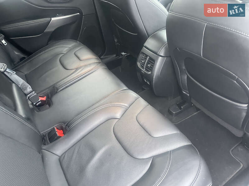 Внедорожник / Кроссовер Jeep Cherokee 2021 в Чернигове