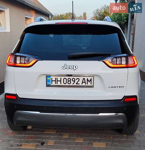 Внедорожник / Кроссовер Jeep Cherokee 2019 в Измаиле