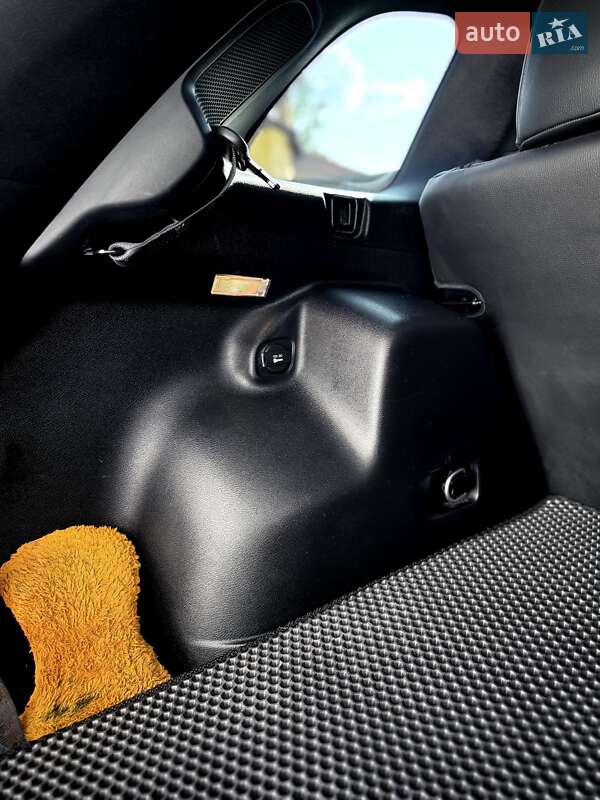 Внедорожник / Кроссовер Jeep Cherokee 2019 в Житомире