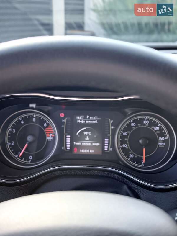 Внедорожник / Кроссовер Jeep Cherokee 2019 в Житомире