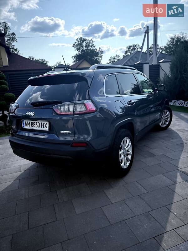 Внедорожник / Кроссовер Jeep Cherokee 2019 в Житомире