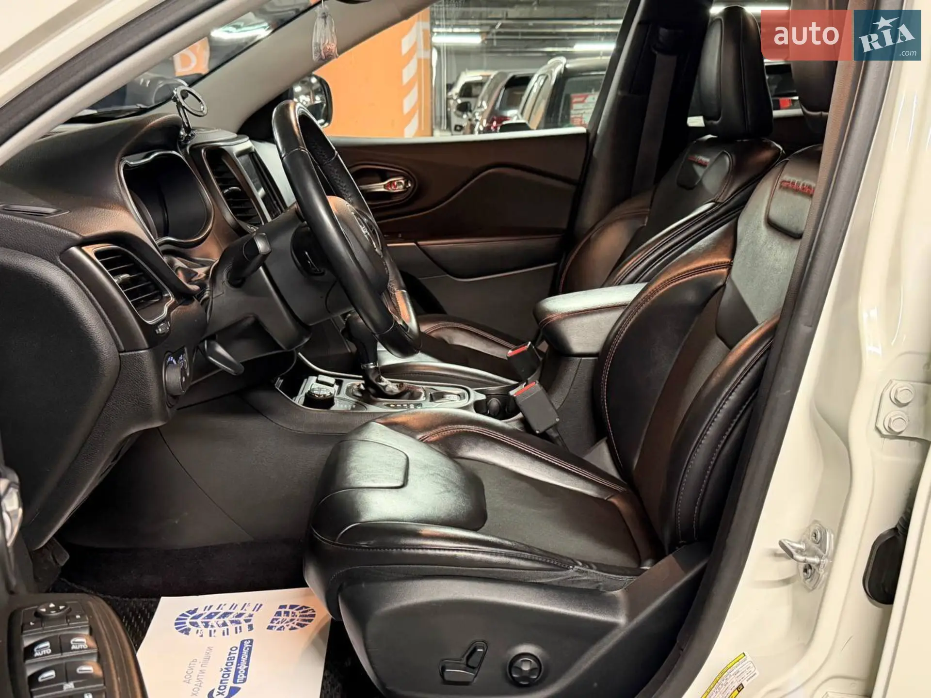 2018 Jeep Cherokee - мініатюра 18