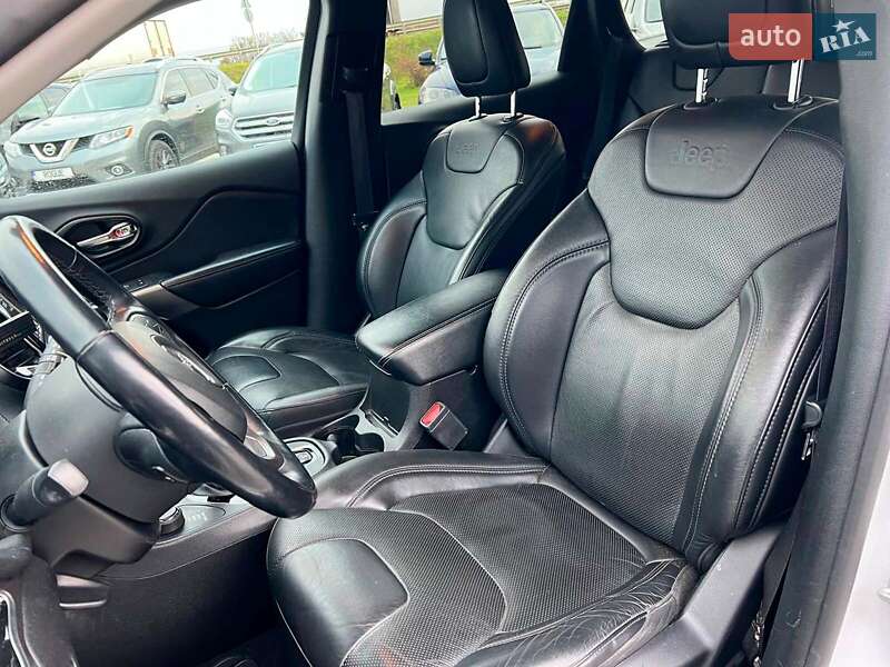 Внедорожник / Кроссовер Jeep Cherokee 2020 в Львове фото 20 Внедорожник / Кроссовер Jeep Cherokee 2020 в Львове