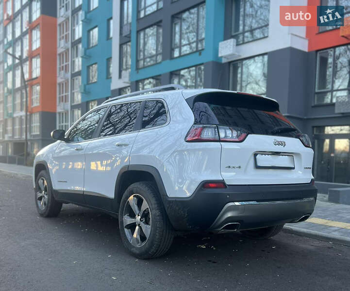 Внедорожник / Кроссовер Jeep Cherokee 2020 в Чернигове