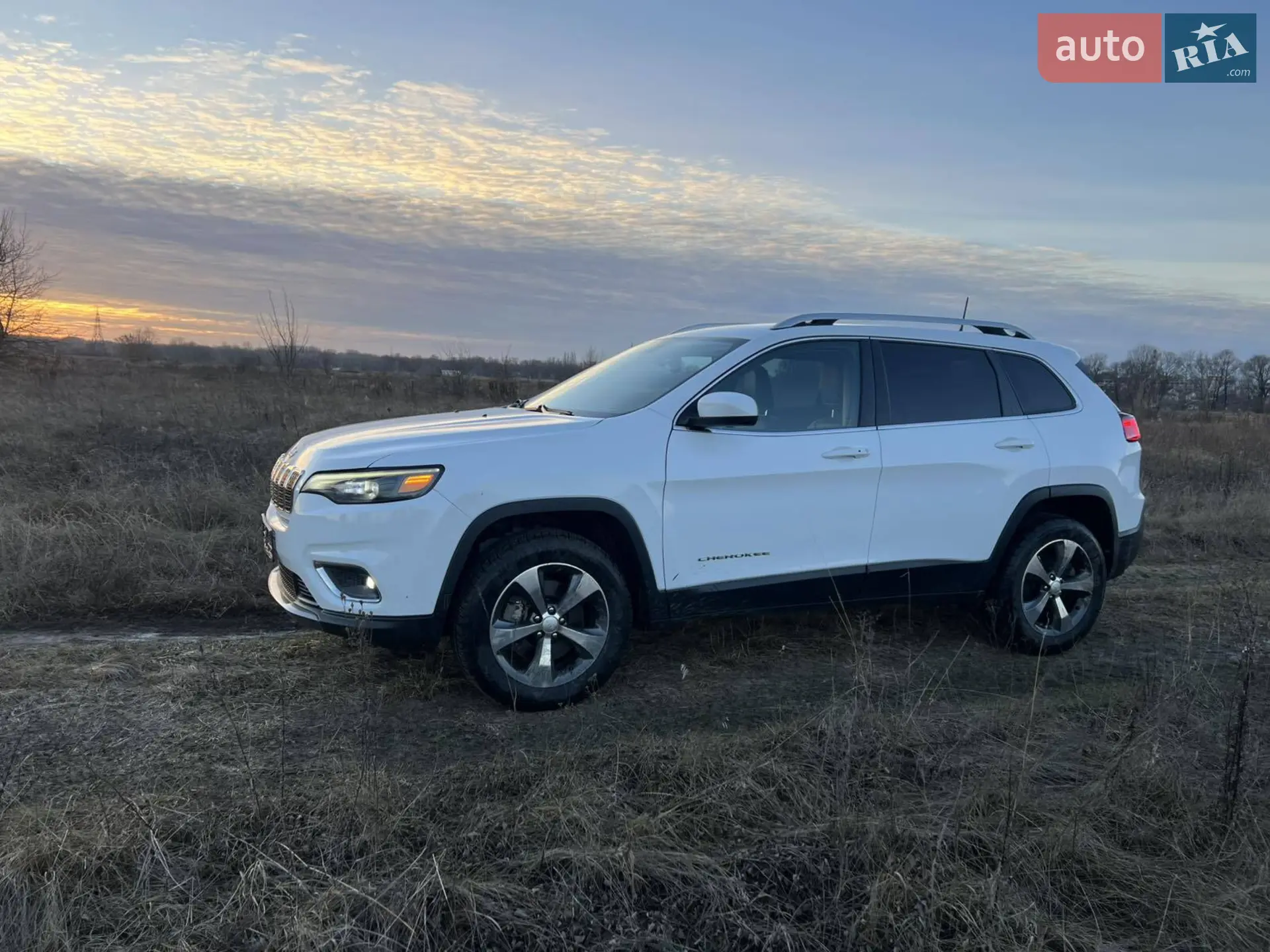2019 Jeep Cherokee - мініатюра 19