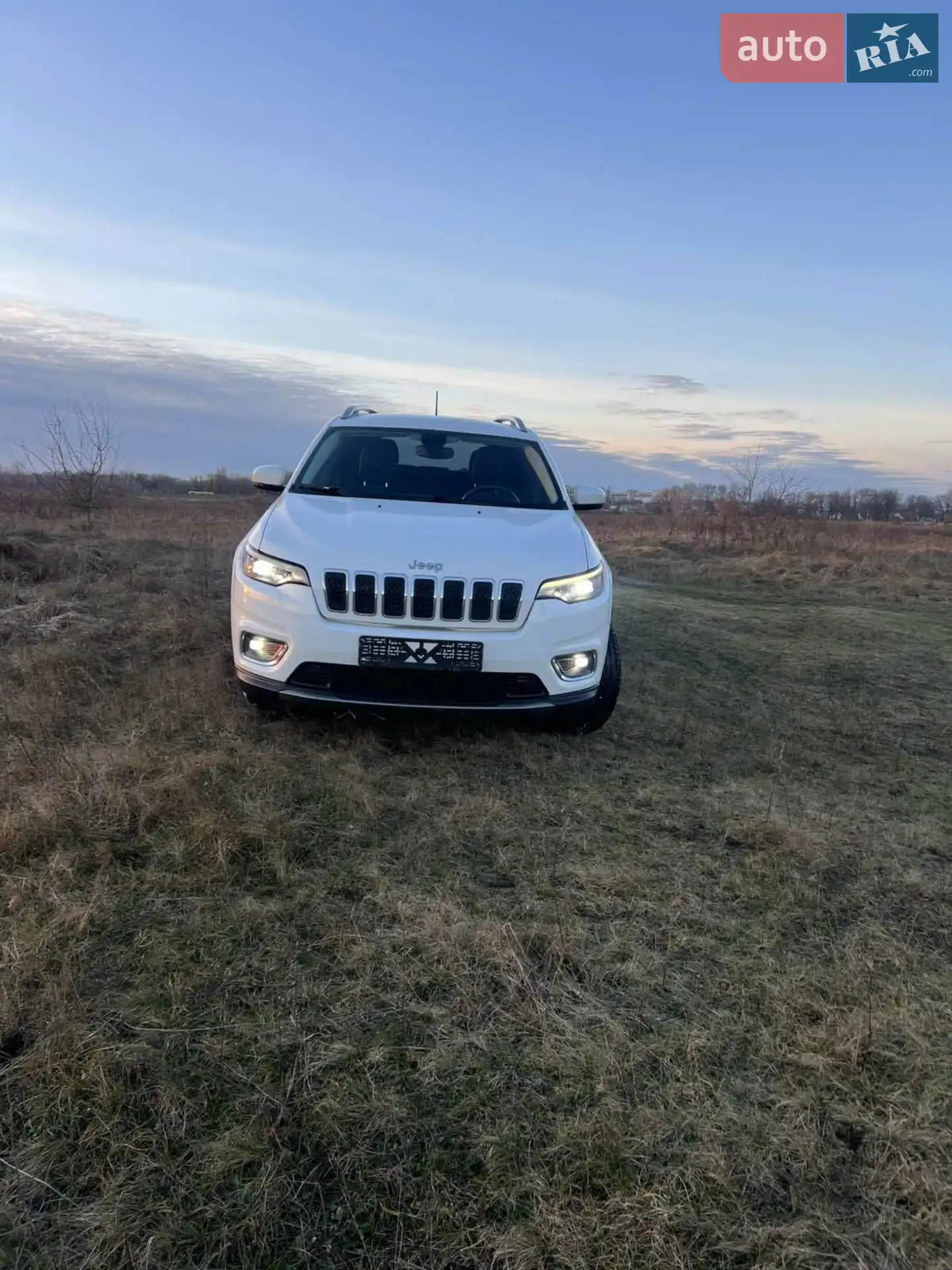 2019 Jeep Cherokee - мініатюра 25