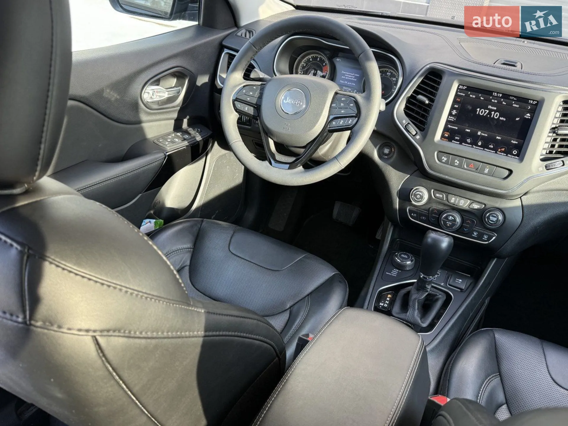 2022 Jeep Cherokee - мініатюра 21