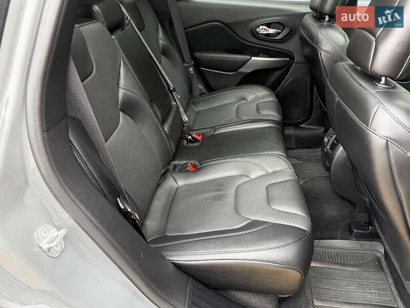 Внедорожник / Кроссовер Jeep Cherokee 2021 в Львове фото 17 Внедорожник / Кроссовер Jeep Cherokee 2021 в Львове