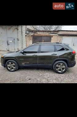Внедорожник / Кроссовер Jeep Cherokee 2016 в Павлограде