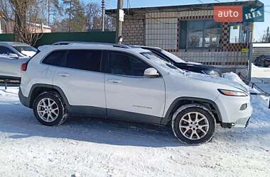 Внедорожник / Кроссовер Jeep Cherokee 2014 в Киеве