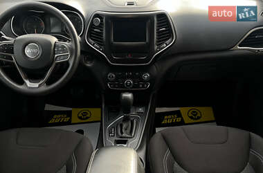 Позашляховик / Кросовер Jeep Cherokee 2018 в Мукачевому