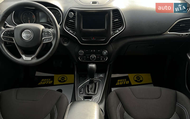 Позашляховик / Кросовер Jeep Cherokee 2018 в Мукачевому