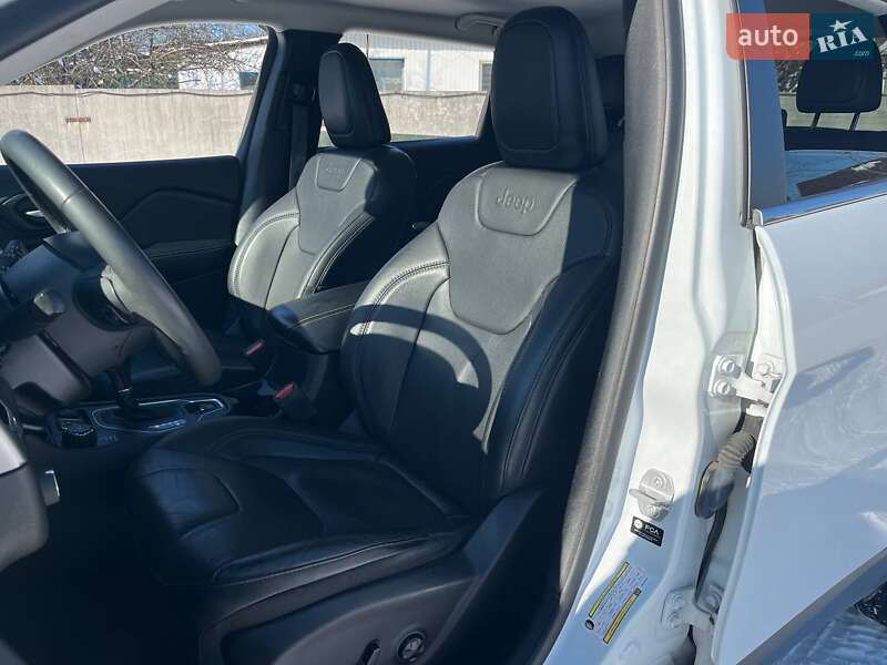 Внедорожник / Кроссовер Jeep Cherokee 2021 в Киеве фото 14 Внедорожник / Кроссовер Jeep Cherokee 2021 в Киеве