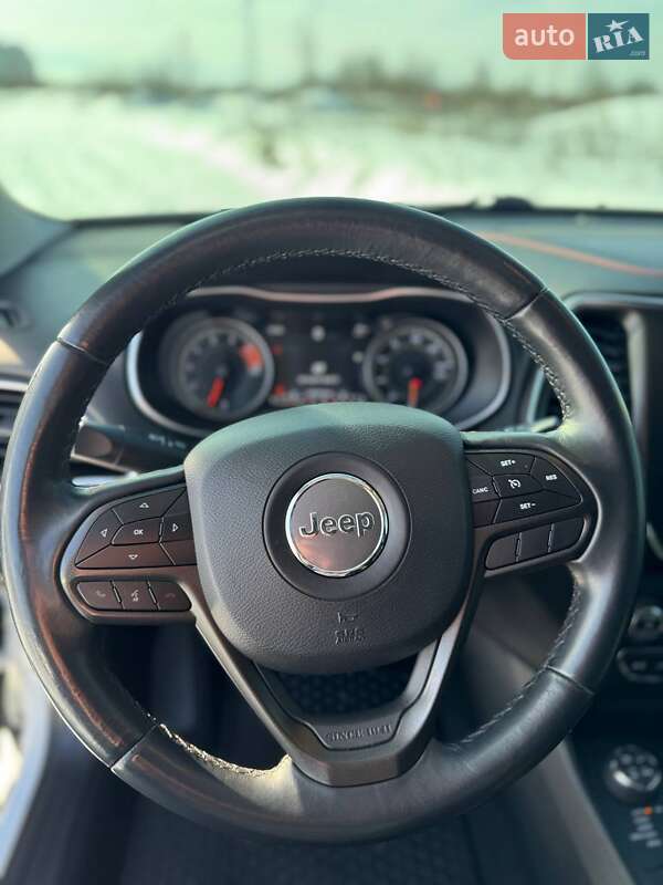 Позашляховик / Кросовер Jeep Cherokee 2018 в Хмельницькому
