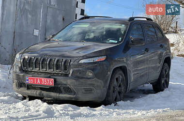 Внедорожник / Кроссовер Jeep Cherokee 2017 в Киеве
