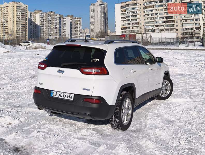 Позашляховик / Кросовер Jeep Cherokee 2015 в Києві фото 5 Позашляховик / Кросовер Jeep Cherokee 2015 в Києві