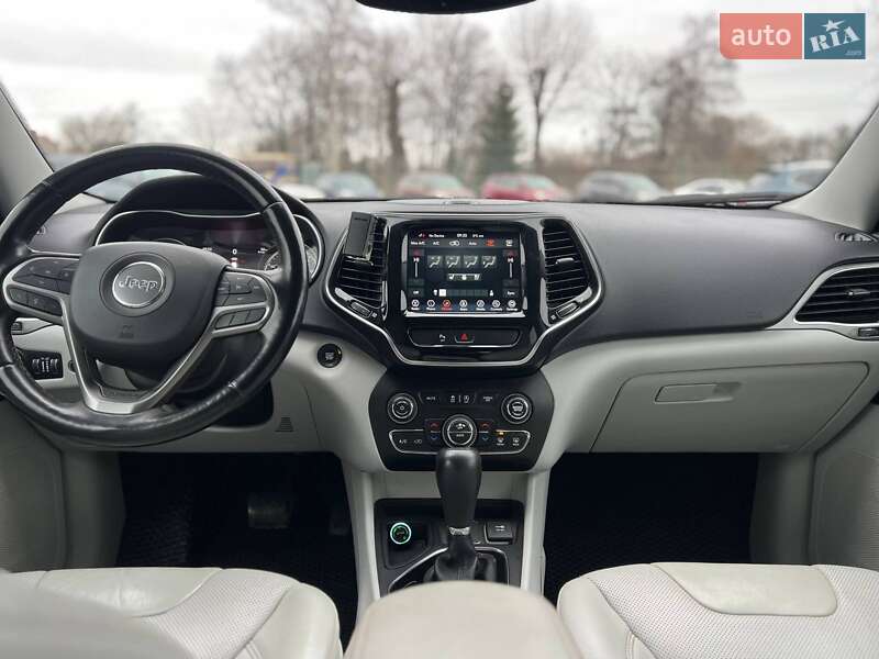 Внедорожник / Кроссовер Jeep Cherokee 2020 в Стрые