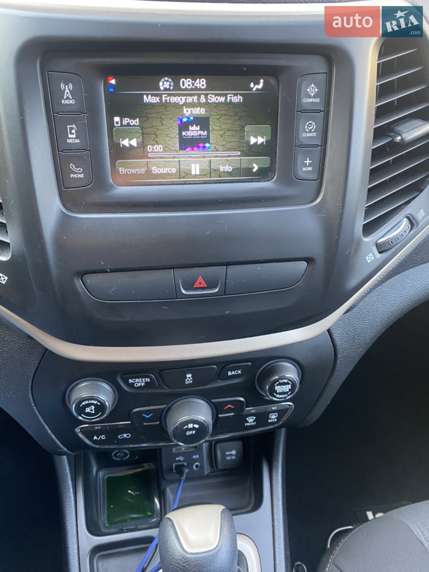 2016 Jeep Cherokee - мініатюра 13