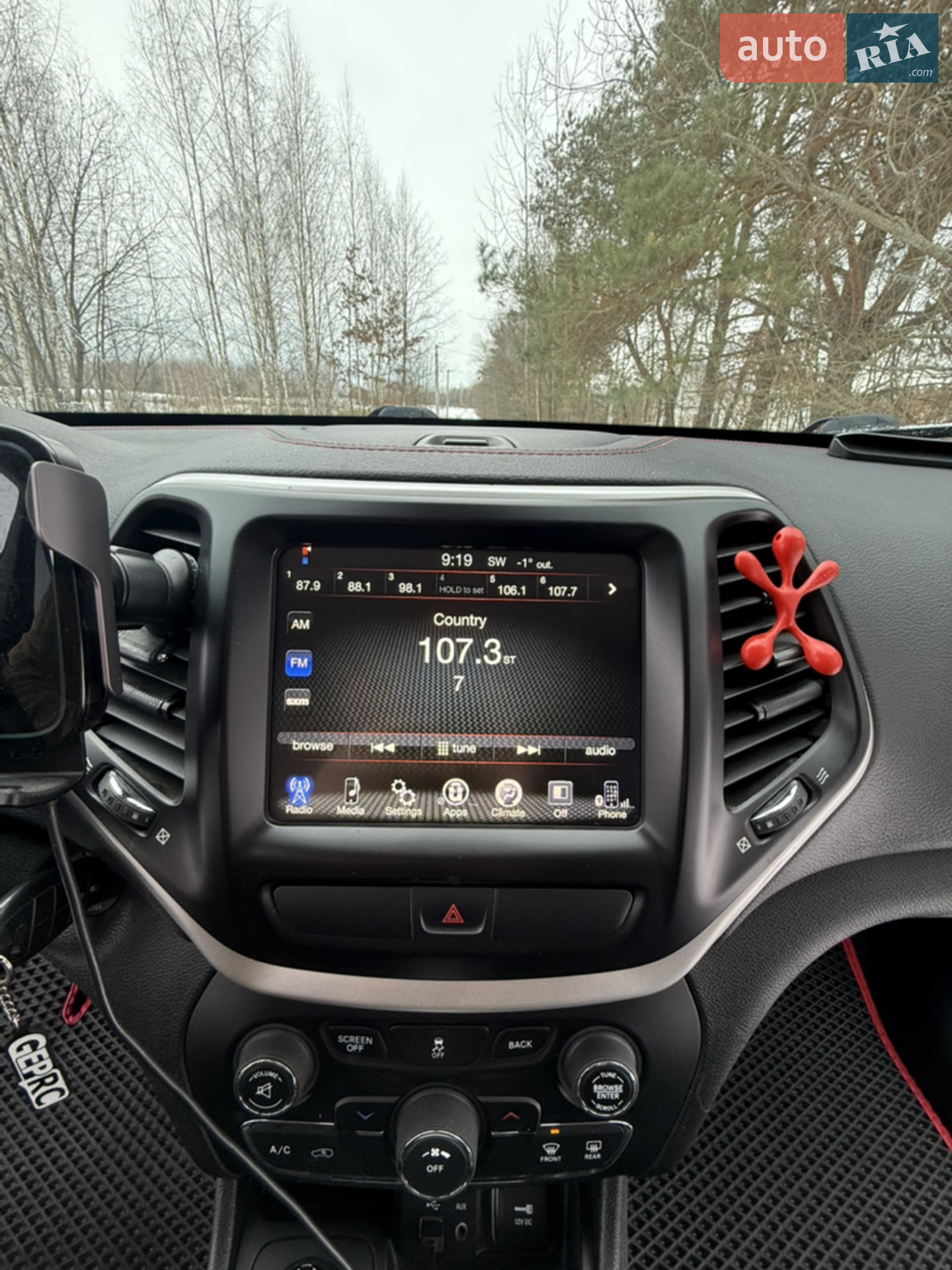 2016 Jeep Cherokee - мініатюра 24