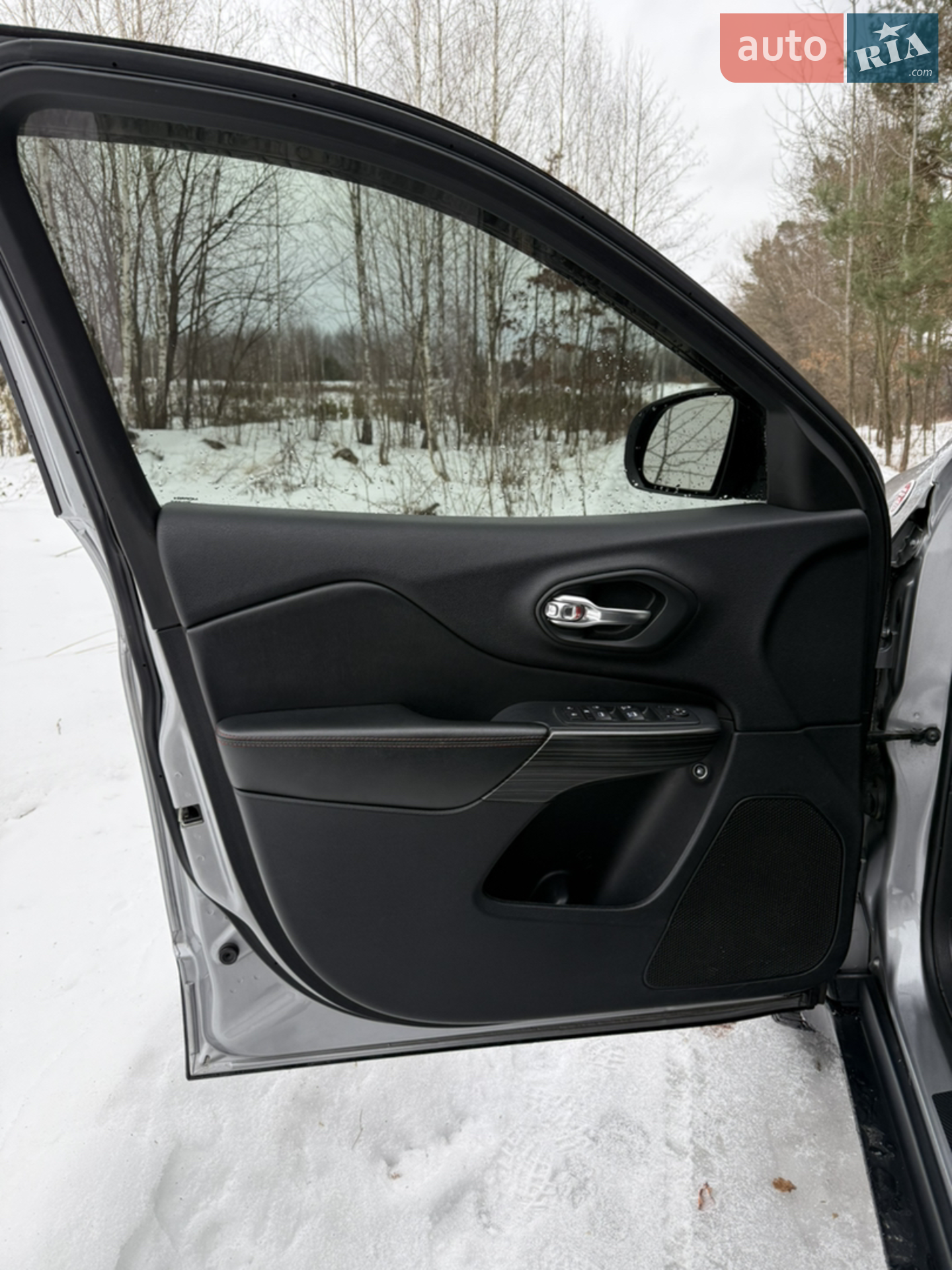2016 Jeep Cherokee - мініатюра 29