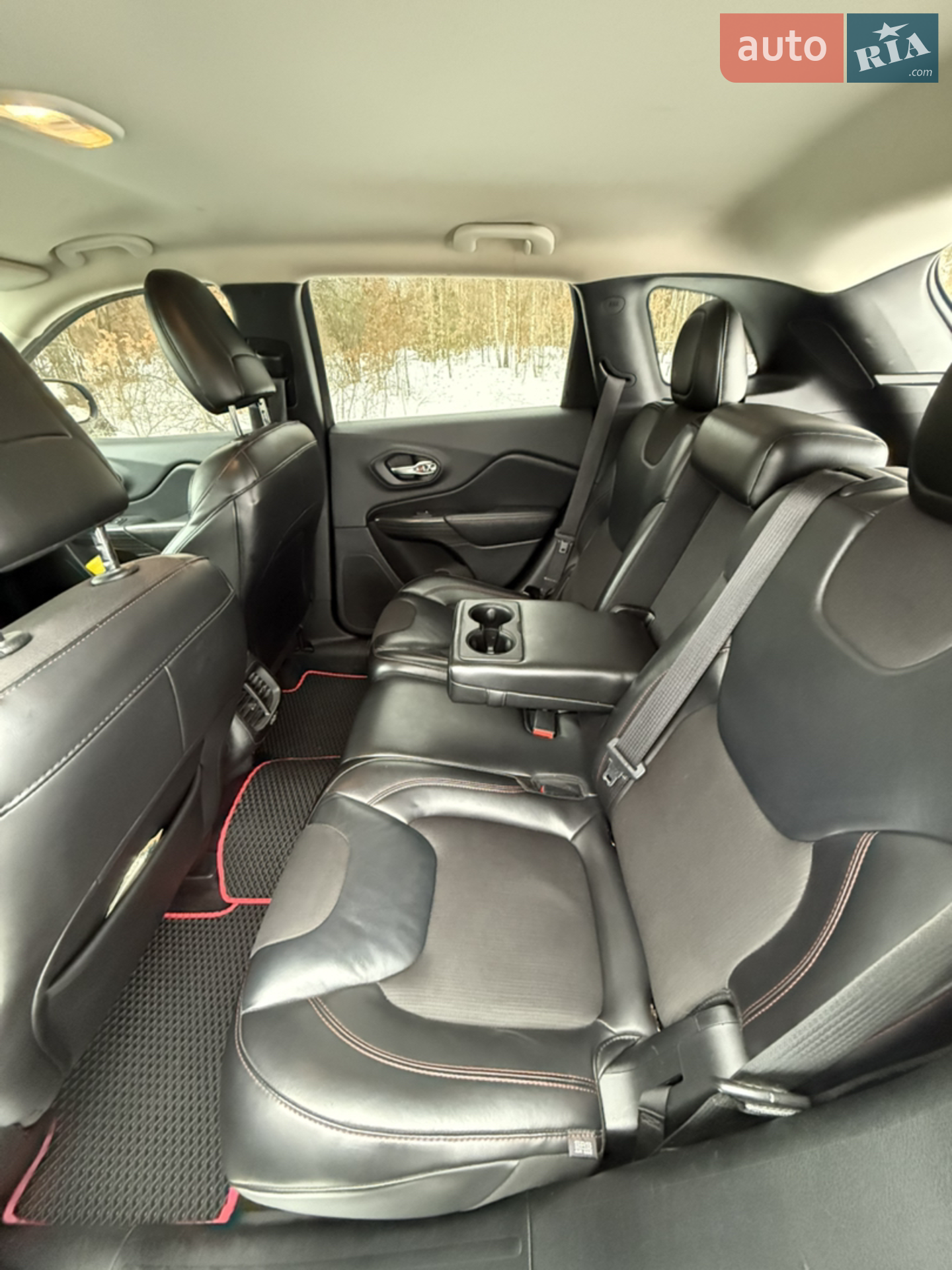 2016 Jeep Cherokee - мініатюра 40