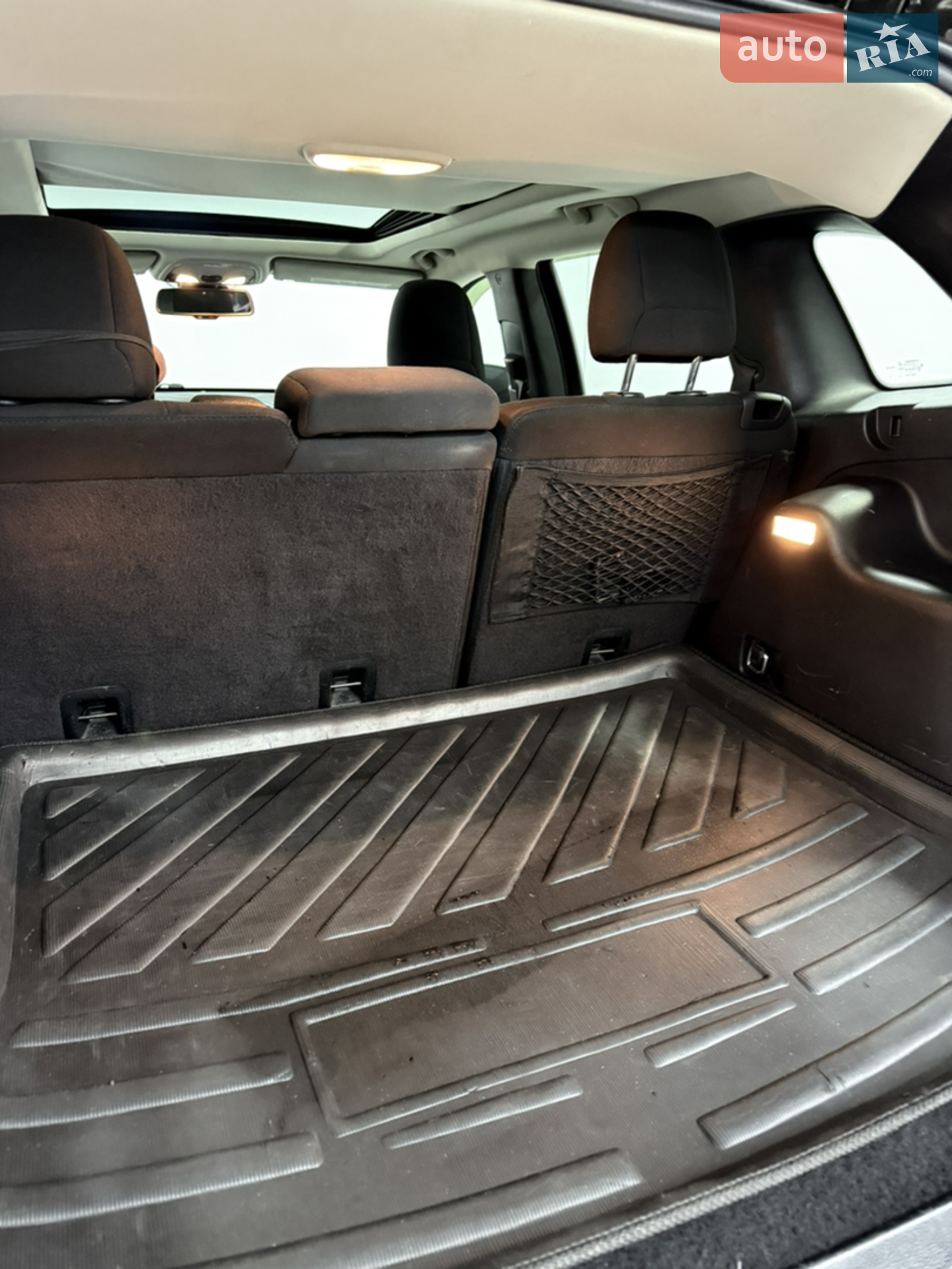 2016 Jeep Cherokee - мініатюра 12