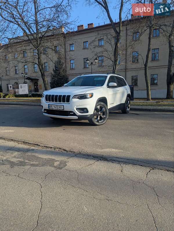 Внедорожник / Кроссовер Jeep Cherokee 2021 в Николаеве
