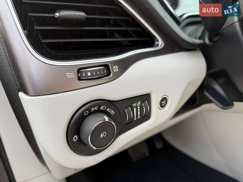 Внедорожник / Кроссовер Jeep Cherokee 2019 в Коломые фото 24 Внедорожник / Кроссовер Jeep Cherokee 2019 в Коломые