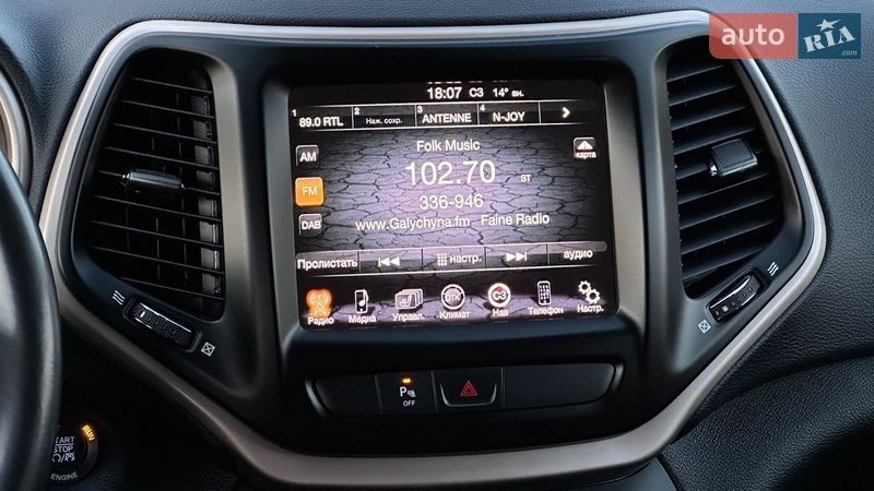 Внедорожник / Кроссовер Jeep Cherokee 2015 в Самборе