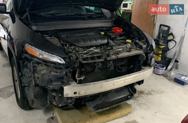 Внедорожник / Кроссовер Jeep Cherokee 2014 в Одессе