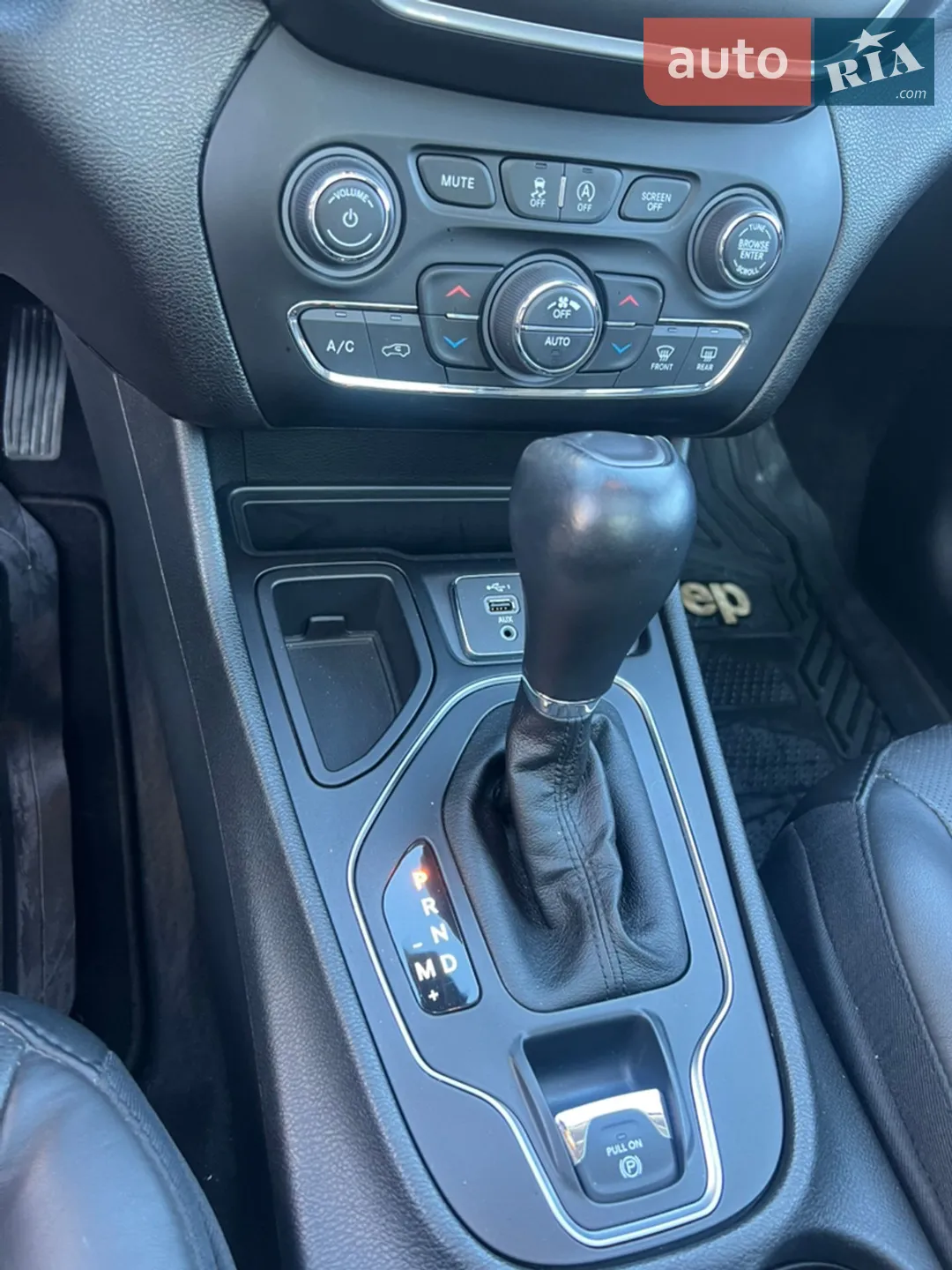 2021 Jeep Cherokee - мініатюра 14