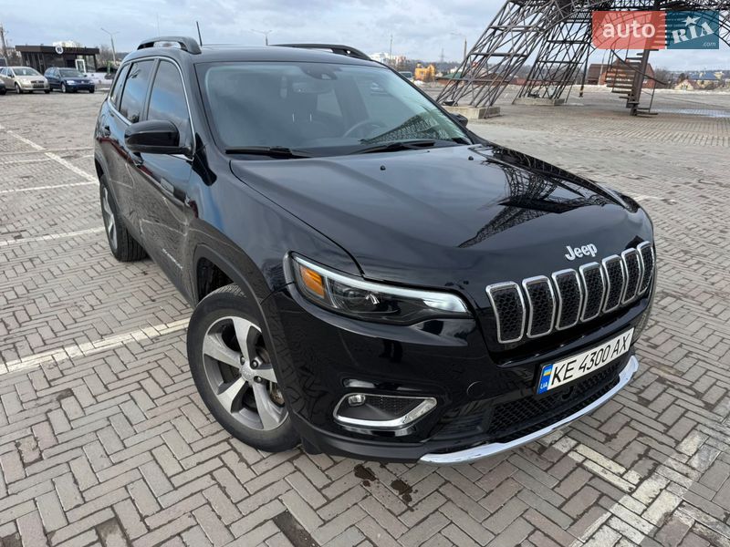 Внедорожник / Кроссовер Jeep Cherokee 2022 в Харькове