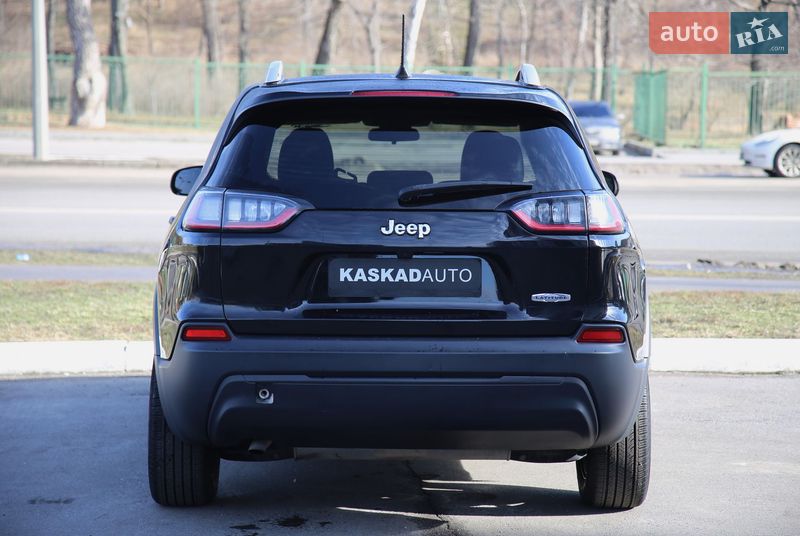 Внедорожник / Кроссовер Jeep Cherokee 2018 в Харькове