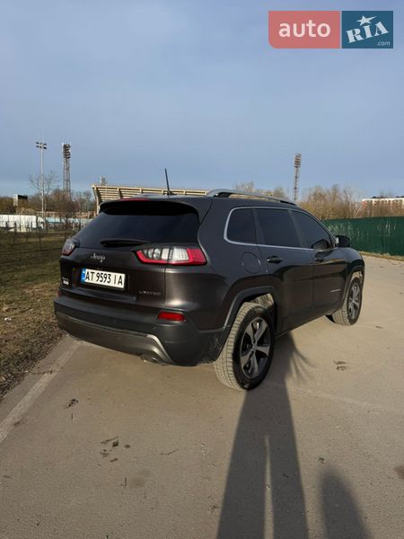 Внедорожник / Кроссовер Jeep Cherokee 2018 в Ивано-Франковске