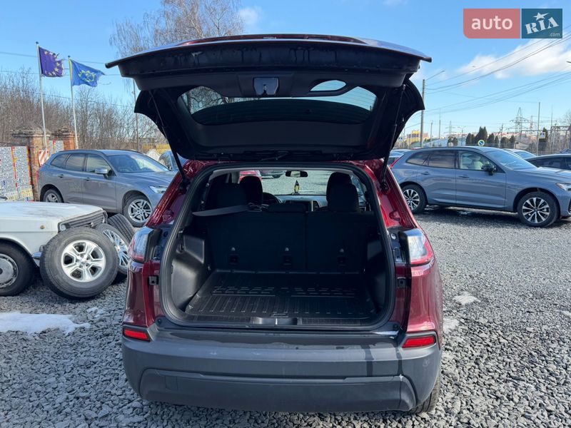 Внедорожник / Кроссовер Jeep Cherokee 2020 в Хмельницком