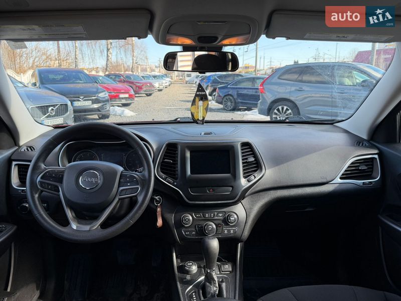 Внедорожник / Кроссовер Jeep Cherokee 2020 в Хмельницком