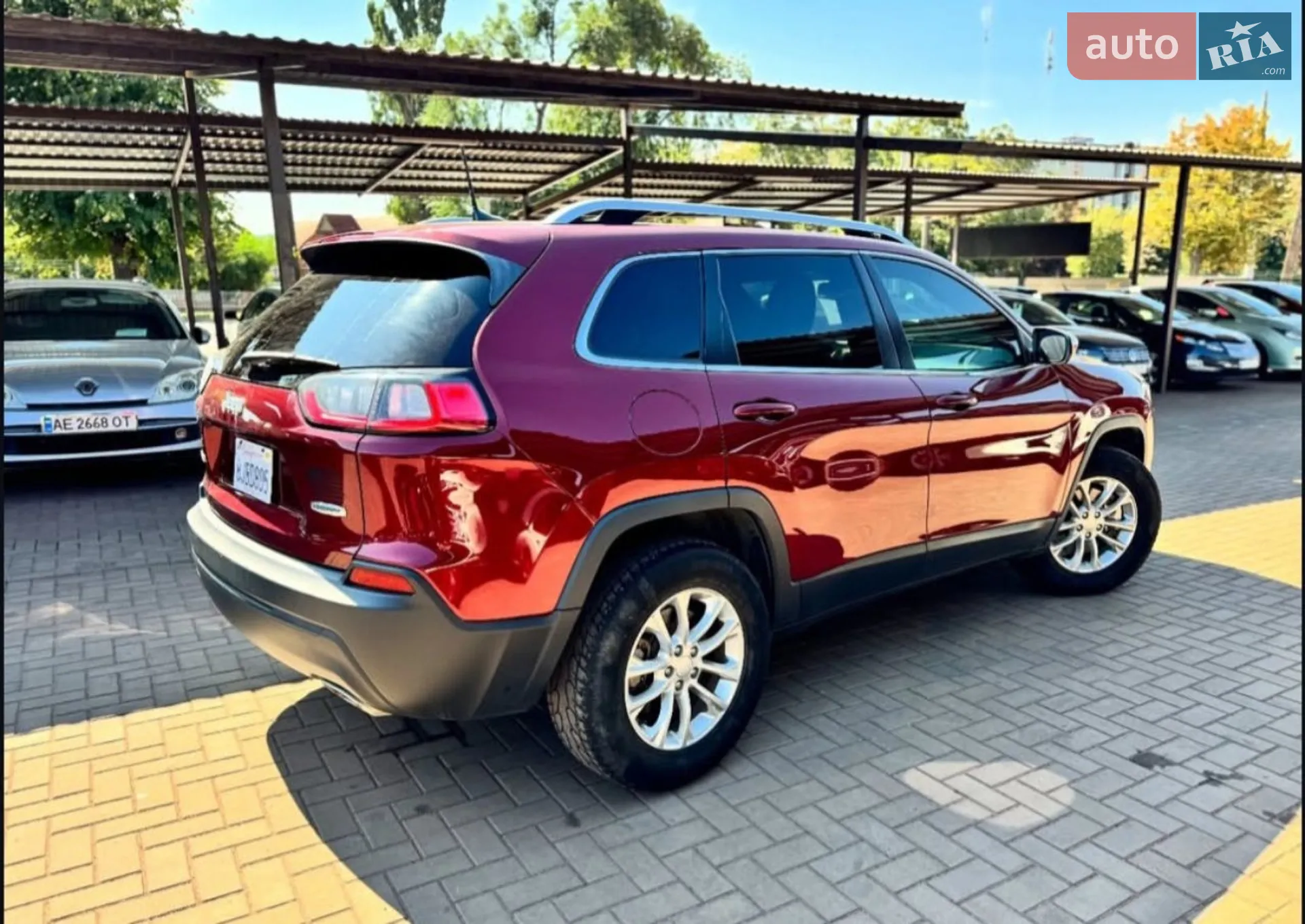 2019 Jeep Cherokee - мініатюра 10