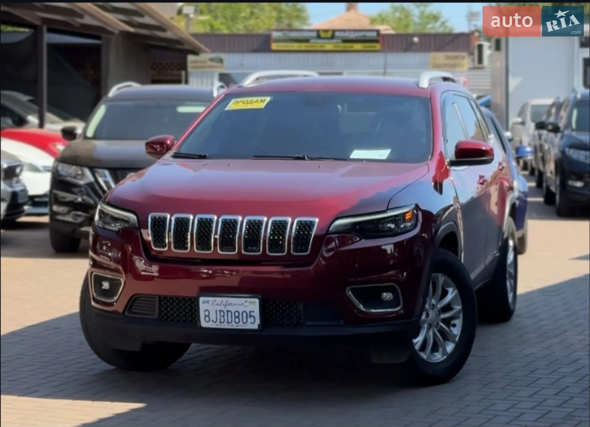 2019 Jeep Cherokee - фото 1