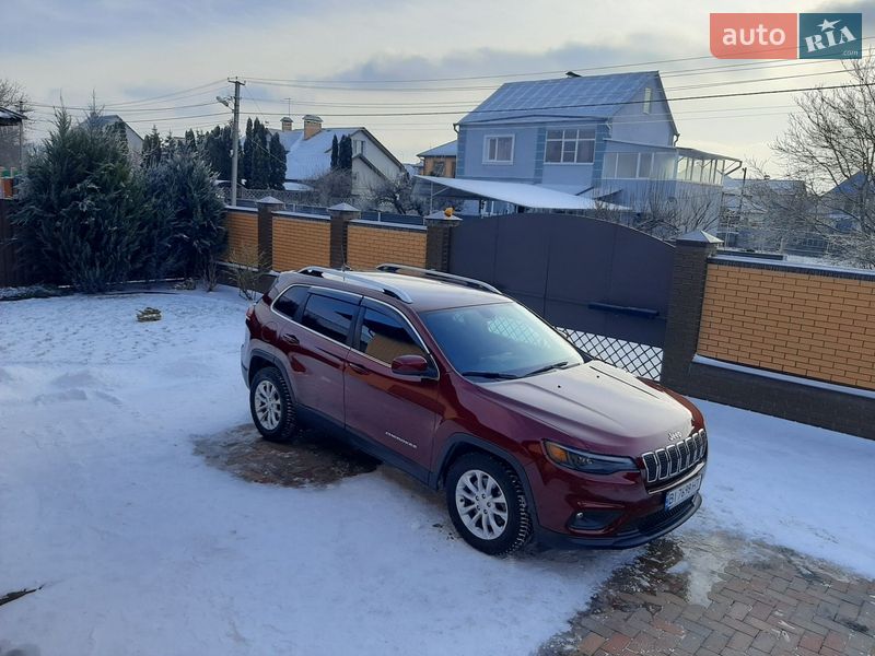 Внедорожник / Кроссовер Jeep Cherokee 2019 в Полтаве